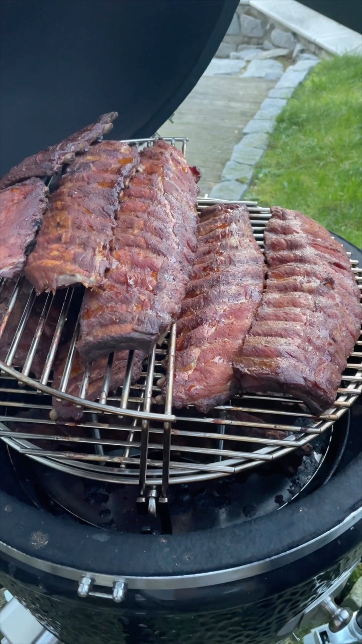 BBQ Time 🔥🥩

#grill #grilled #grillen #fleisch #bbq #steak #meat #food #cooking #kochen #butchersofinstagram #butcher #beef #Essen #tbone #ribs #babybackribs